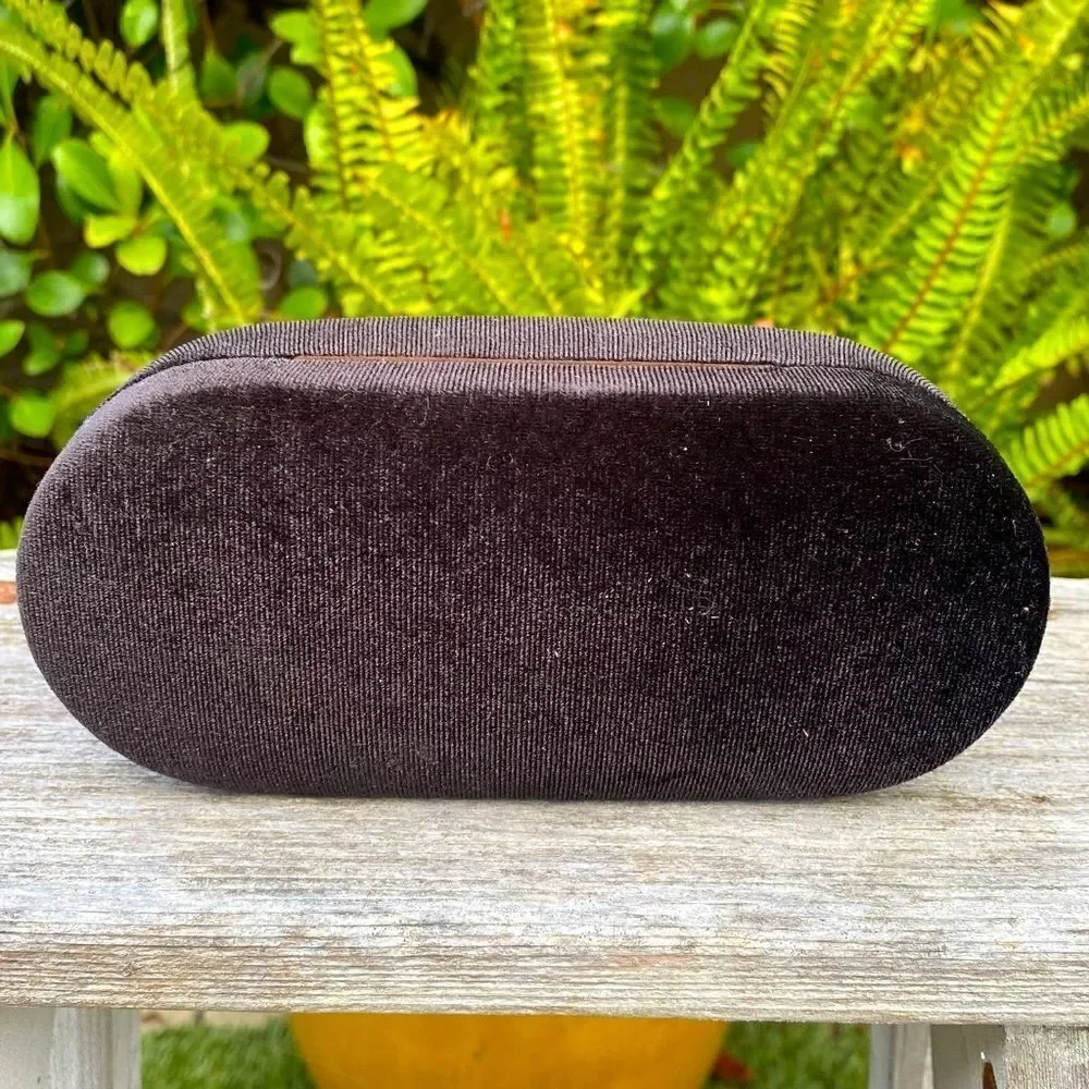 Tom Ford Black Velour Clamshell Sunglasses Case. Unisex EUC. Luxury Designer